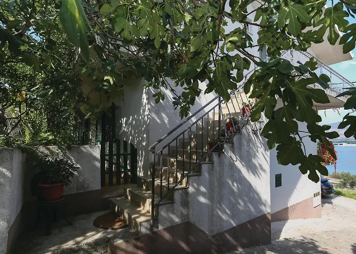 Апартаменти Put Vlaka Ii *