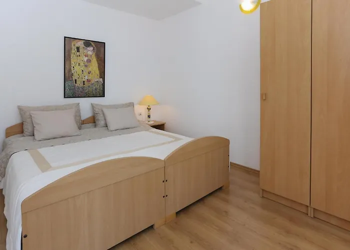 Put Vlaka Ii Daire Trogir